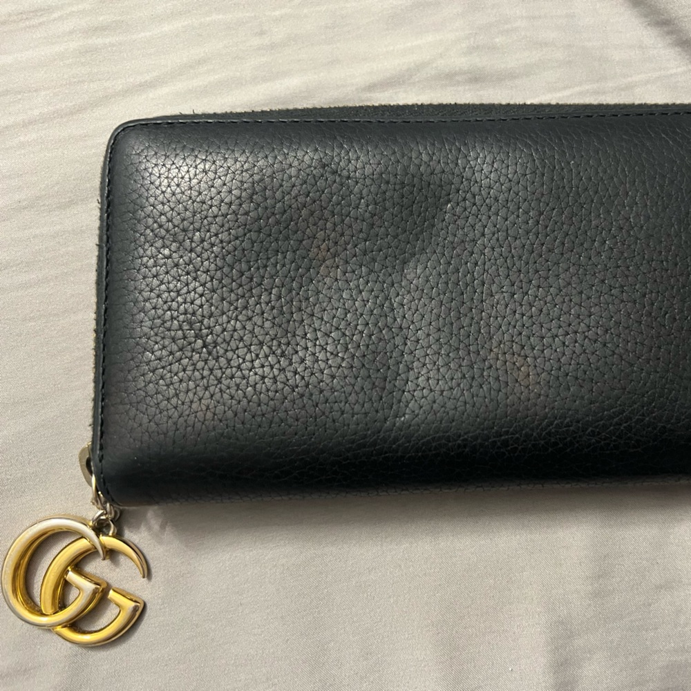 Gucci long black wallet